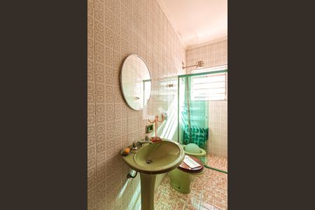 Casa à venda com 250m², 3 quartos e 2 vagasBanheiro 2