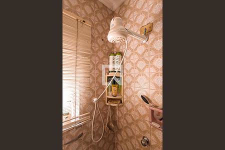 Casa à venda com 250m², 3 quartos e 2 vagasBanheiro 1