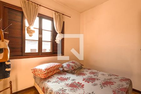 Casa à venda com 250m², 3 quartos e 2 vagasQuarto 2