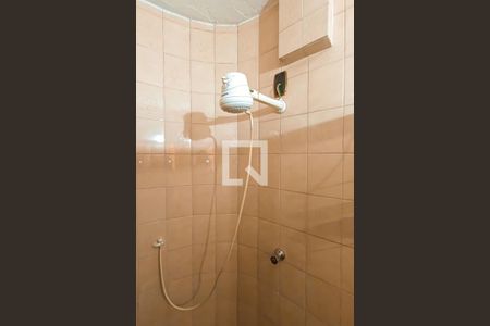 Casa à venda com 250m², 3 quartos e 2 vagasBanheiro de Serviço