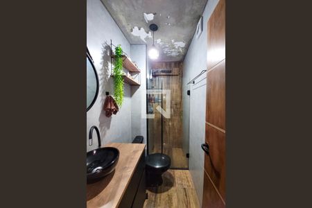 Banheiro de kitnet/studio à venda com 1 quarto, 34m² em Cambuci, São Paulo