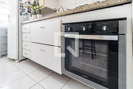 Apartamento para alugar com 65m², 2 quartos e 1 vaga Apartamento para alugar com 65m², 2 quartos e 1 vagaCozinha - Forno