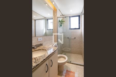 Apartamento para alugar com 65m², 2 quartos e 1 vaga Apartamento para alugar com 65m², 2 quartos e 1 vagaBanheiro 02