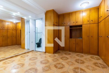 Casa para alugar com 250m², 3 quartos e 2 vagas Casa para alugar com 250m², 3 quartos e 2 vagasQuarto Suíte 1