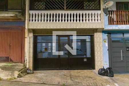 Fachada de casa para alugar com 3 quartos, 250m² em Itaquera, São Paulo