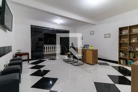 Sala 2 de casa para alugar com 3 quartos, 250m² em Itaquera, São Paulo