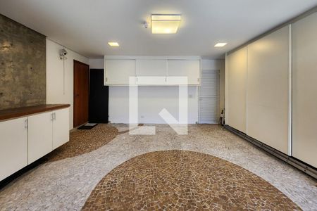 Casa à venda com 370m², 3 quartos e 4 vagasGaragem