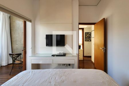 Casa à venda com 370m², 3 quartos e 4 vagasQuarto 1