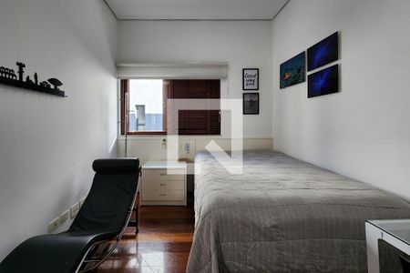 Casa à venda com 370m², 3 quartos e 4 vagasQuarto 2