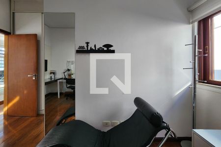 Casa à venda com 370m², 3 quartos e 4 vagasQuarto 2