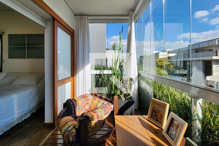 Casa à venda com 370m², 3 quartos e 4 vagasSacada