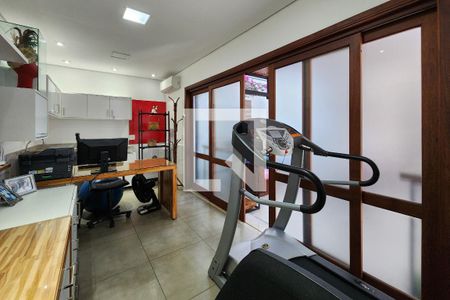 Casa à venda com 370m², 3 quartos e 4 vagasEscritório