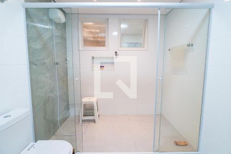Casa à venda com 333m², 3 quartos e 3 vagasBanheiro da Suíte Detalhe