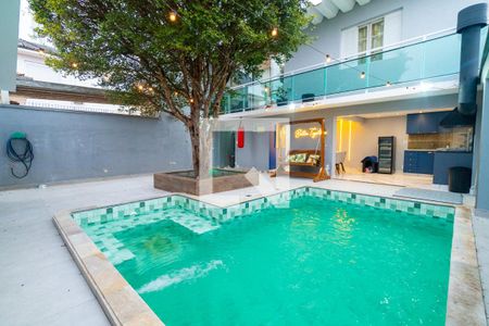 Casa à venda com 333m², 3 quartos e 3 vagasQuintal