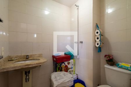 Banheiro Corredor de apartamento à venda com 2 quartos, 66m² em Vila Rosália, Guarulhos