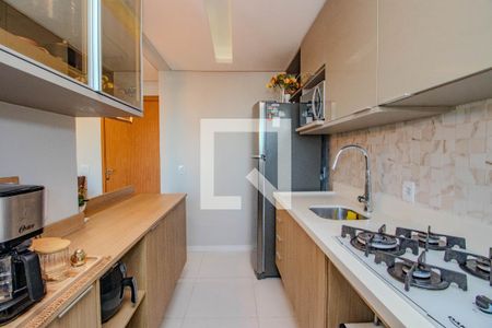 Cozinha e Área de Serviço de apartamento à venda com 2 quartos, 48m² em Rubem Berta, Porto Alegre