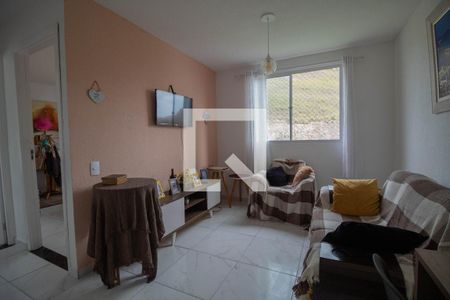 Sala  de apartamento para alugar com 2 quartos, 40m² em Pechincha, Rio de Janeiro