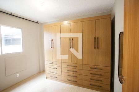 Quarto 1 de apartamento para alugar com 2 quartos, 48m² em Jacarepaguá, Rio de Janeiro