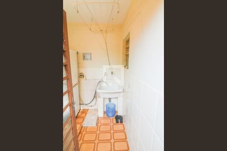 Casa à venda com 135m², 3 quartos e 2 vagasLavanderia