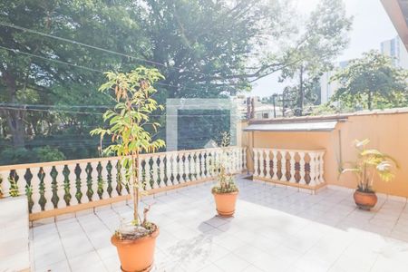 Varanda de casa à venda com 3 quartos, 135m² em Jardim Rizzo, São Paulo