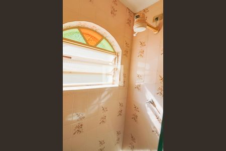 Casa à venda com 135m², 3 quartos e 2 vagasBanheiro Social