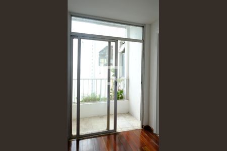 Sala de apartamento para alugar com 3 quartos, 120m² em Vitória, Salvador