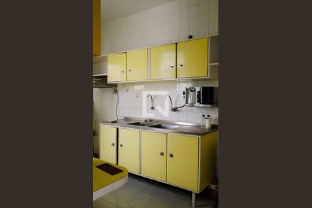 Apartamento para alugar com 120m², 3 quartos e 2 vagasCozinha