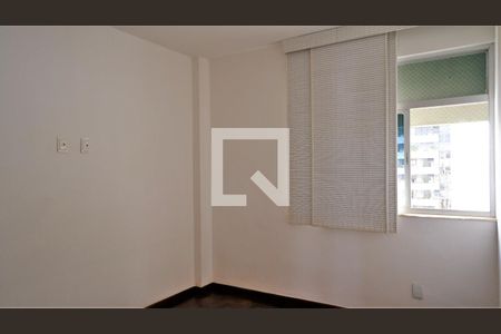 Apartamento para alugar com 120m², 3 quartos e 2 vagasQuarto 3
