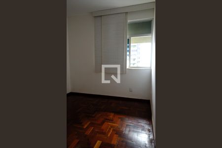 Apartamento para alugar com 120m², 3 quartos e 2 vagasQuarto 3