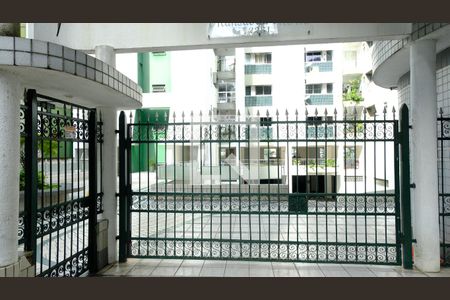 Apartamento para alugar com 120m², 3 quartos e 2 vagasFachada