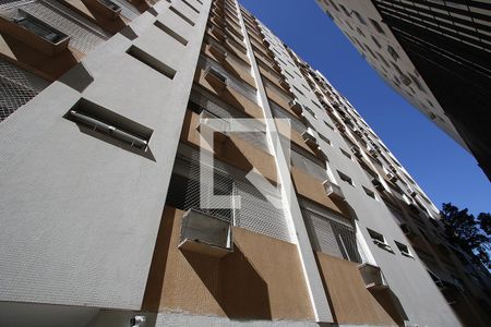 Fachada de apartamento para alugar com 3 quartos, 174m² em Jardim Paulista, São Paulo