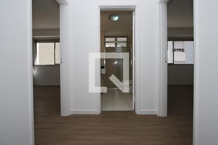 Apartamento para alugar com 174m², 3 quartos e 2 vagas Apartamento para alugar com 174m², 3 quartos e 2 vagasCorredor dos Quartos