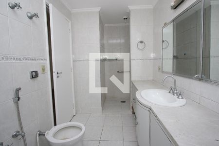 Apartamento para alugar com 174m², 3 quartos e 2 vagas Apartamento para alugar com 174m², 3 quartos e 2 vagasBanheiro Quarto 3 - Suíte