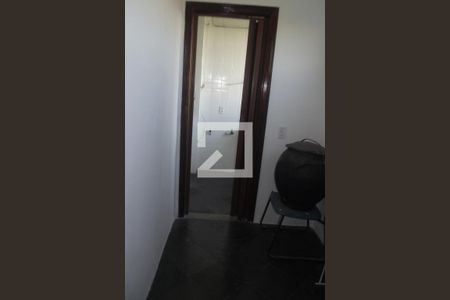 Apartamento à venda com 73m², 2 quartos e 1 vagaCorredor