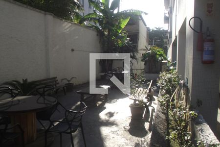 Apartamento à venda com 73m², 2 quartos e 1 vagaÁrea comum