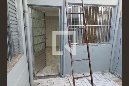 Casa à venda com 120m², 2 quartos e sem vagaQuintal