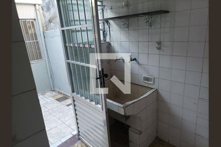 Casa à venda com 120m², 2 quartos e sem vagaLavanderia