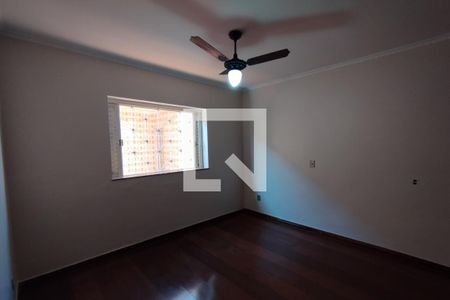 Casa para alugar com 250m², 3 quartos e 2 vagas Casa para alugar com 250m², 3 quartos e 2 vagasDormitório 02