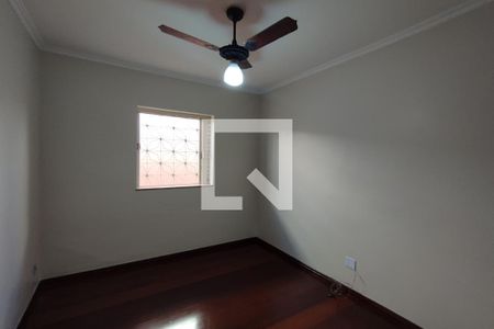 Casa para alugar com 250m², 3 quartos e 2 vagas Casa para alugar com 250m², 3 quartos e 2 vagasDormitório 03