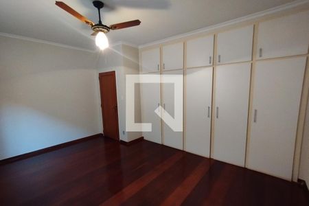 Casa para alugar com 250m², 3 quartos e 2 vagas Casa para alugar com 250m², 3 quartos e 2 vagasDormitório 01