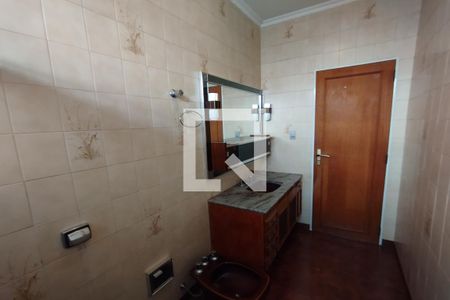 Casa para alugar com 250m², 3 quartos e 2 vagas Casa para alugar com 250m², 3 quartos e 2 vagasBanheiro Social