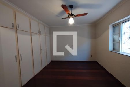 Casa para alugar com 250m², 3 quartos e 2 vagas Casa para alugar com 250m², 3 quartos e 2 vagasDormitório 01