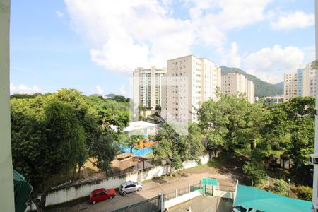 Vista da Sala de apartamento à venda com 2 quartos, 60m² em Vargem Pequena, Rio de Janeiro