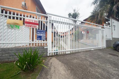 Casa de condomínio para alugar com 54m², 2 quartos e 1 vaga Casa de condomínio para alugar com 54m², 2 quartos e 1 vagaFachada do condomínio