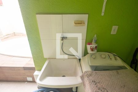 Casa de condomínio para alugar com 54m², 2 quartos e 1 vaga Casa de condomínio para alugar com 54m², 2 quartos e 1 vagaÁrea de Serviço