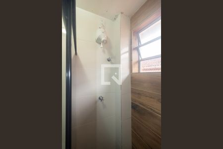 Casa de condomínio para alugar com 54m², 2 quartos e 1 vaga Casa de condomínio para alugar com 54m², 2 quartos e 1 vagaDetalhe do Banheiro