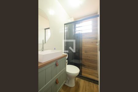 Casa de condomínio para alugar com 54m², 2 quartos e 1 vaga Casa de condomínio para alugar com 54m², 2 quartos e 1 vagaBanheiro