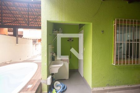 Casa de condomínio para alugar com 54m², 2 quartos e 1 vaga Casa de condomínio para alugar com 54m², 2 quartos e 1 vagaÁrea de Serviço