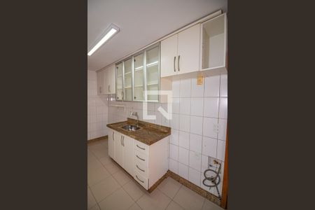 Cozinha de apartamento para alugar com 2 quartos, 225m² em Asa Norte, Brasília
