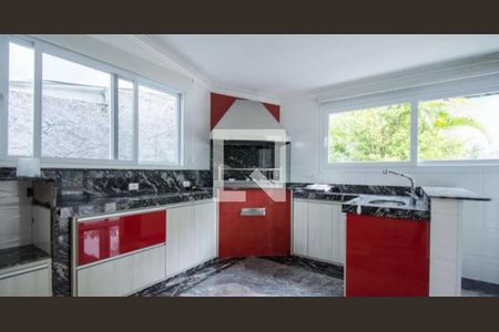 Casa à venda com 910m², 4 quartos e 6 vagas